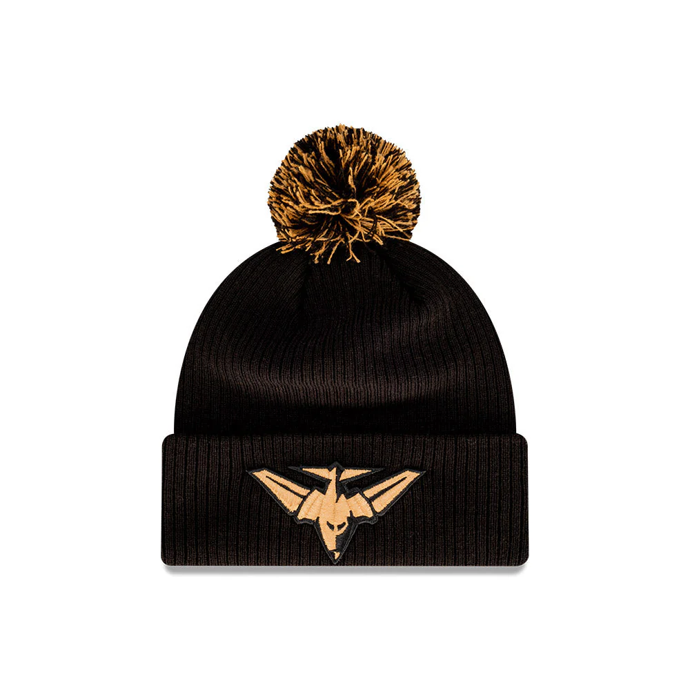Essendon Bombers New Era Black Wheat Knitted Beanie - Image 3