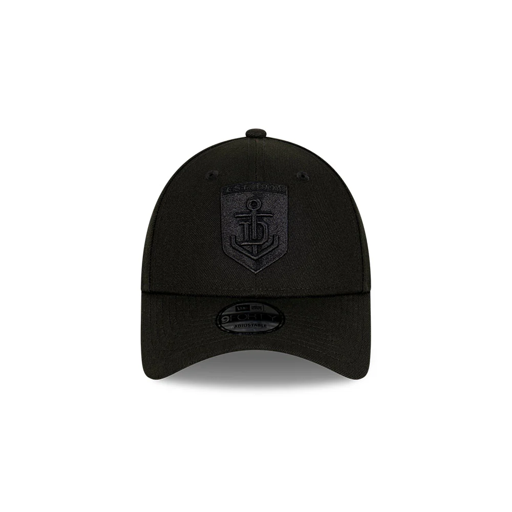 Fremantle Dockers New Era Black On Black 9forty Cap - Image 3