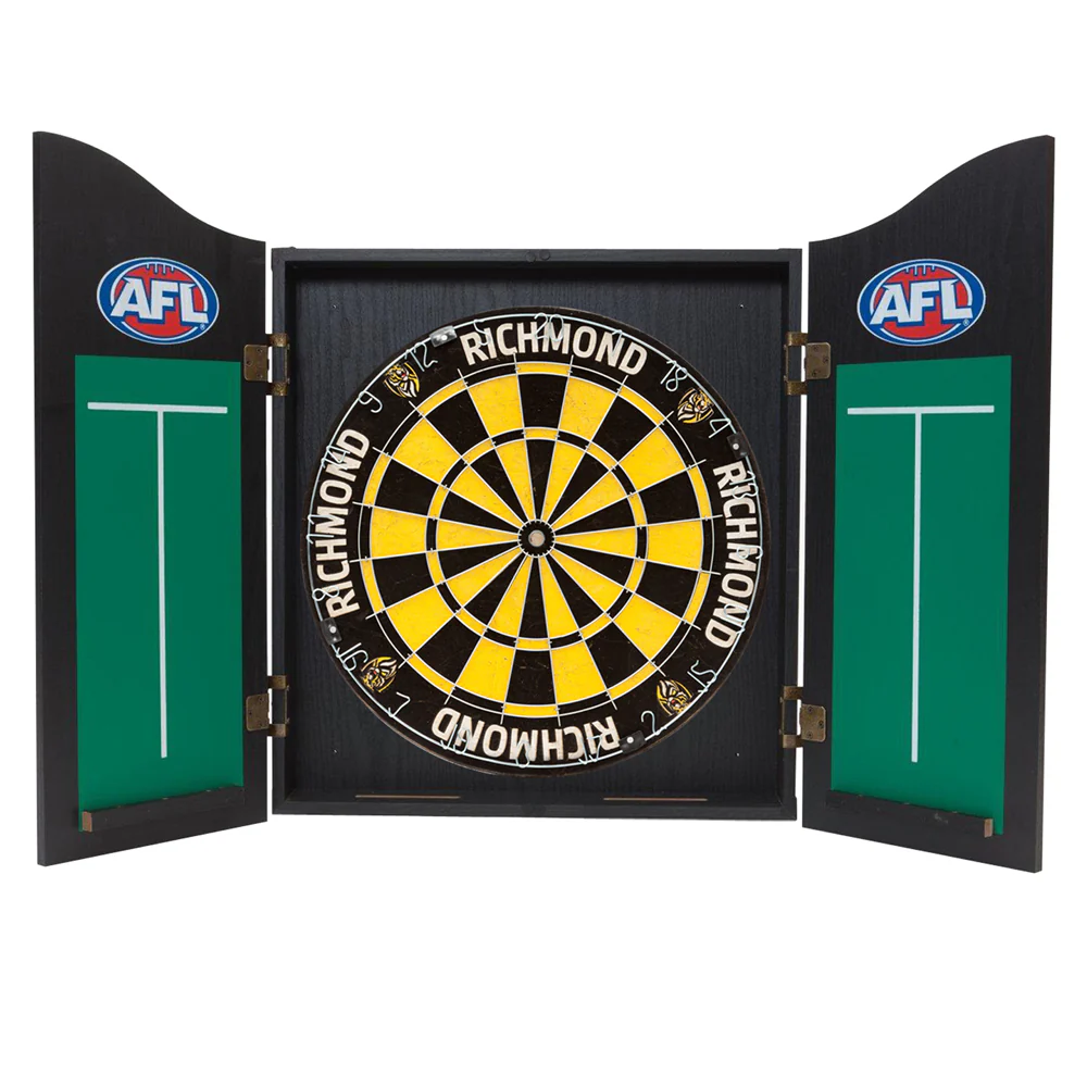 Richmond Dartboard In Cabinet